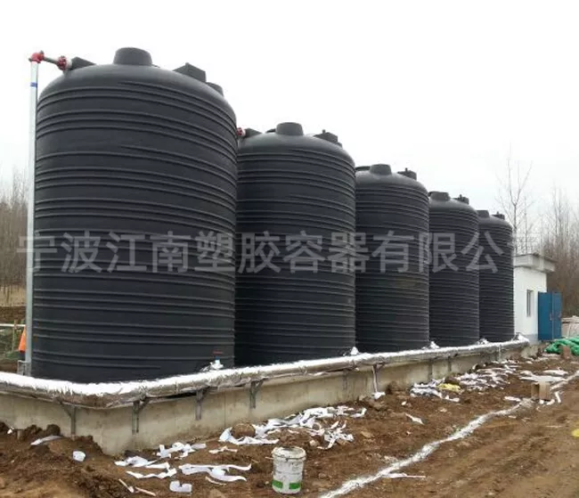 PE滚塑螺旋型化工储罐
